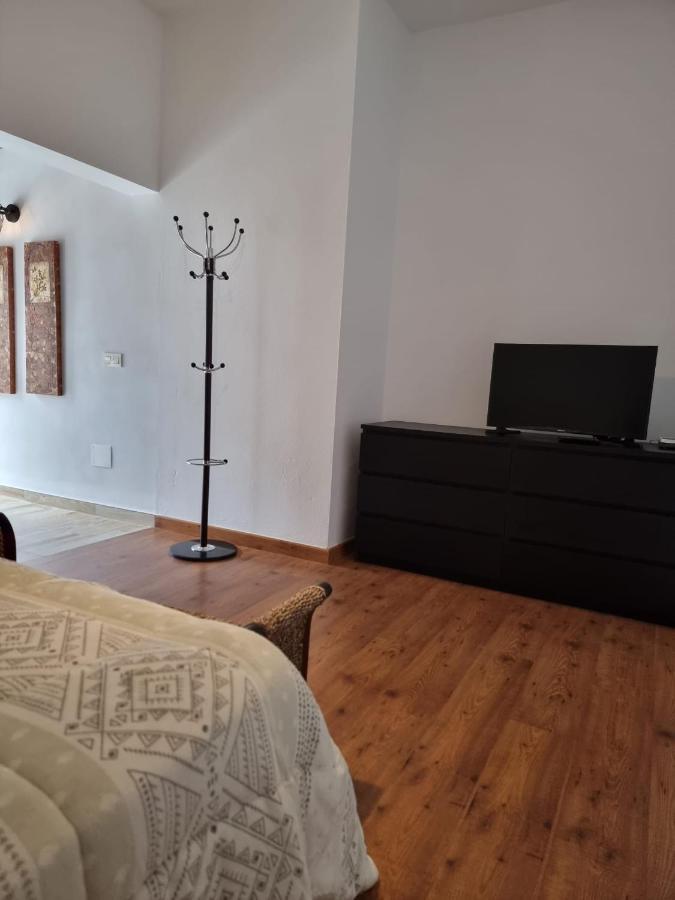 Alunita & Pirita, Habitacion Con Jardin, Terraza Y Wifi En Zona Tranquila Y Centrica Nazaret ภายนอก รูปภาพ