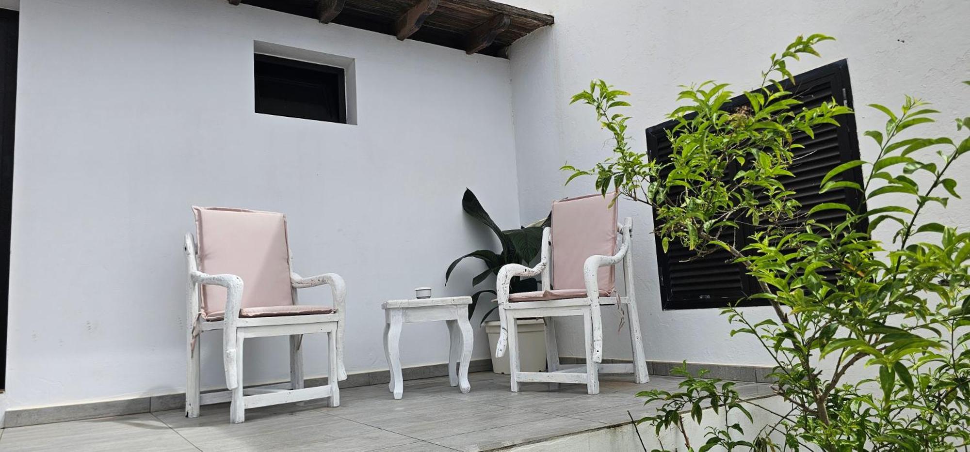 Alunita & Pirita, Habitacion Con Jardin, Terraza Y Wifi En Zona Tranquila Y Centrica Nazaret ภายนอก รูปภาพ