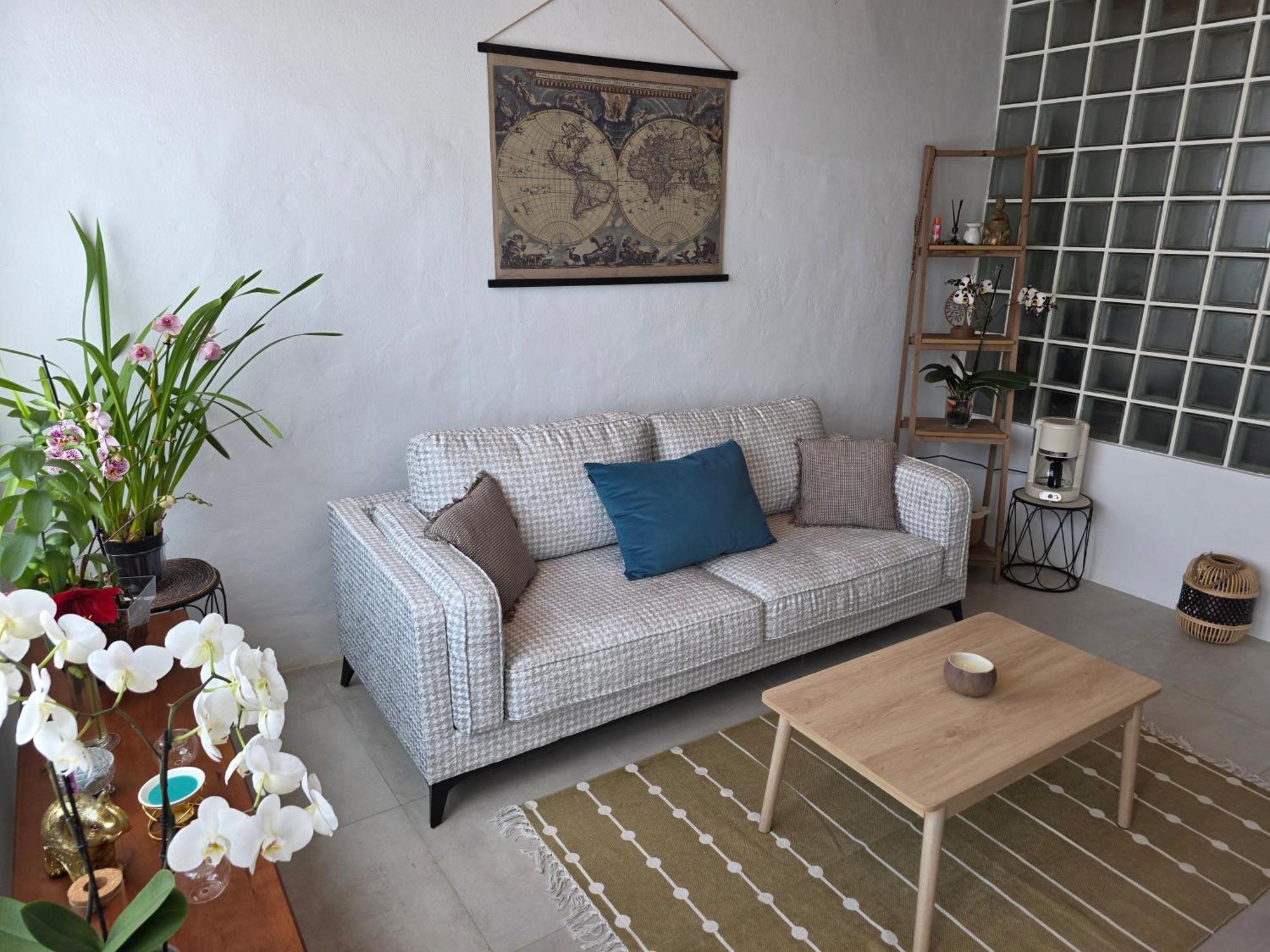 Alunita & Pirita, Habitacion Con Jardin, Terraza Y Wifi En Zona Tranquila Y Centrica Nazaret ห้อง รูปภาพ